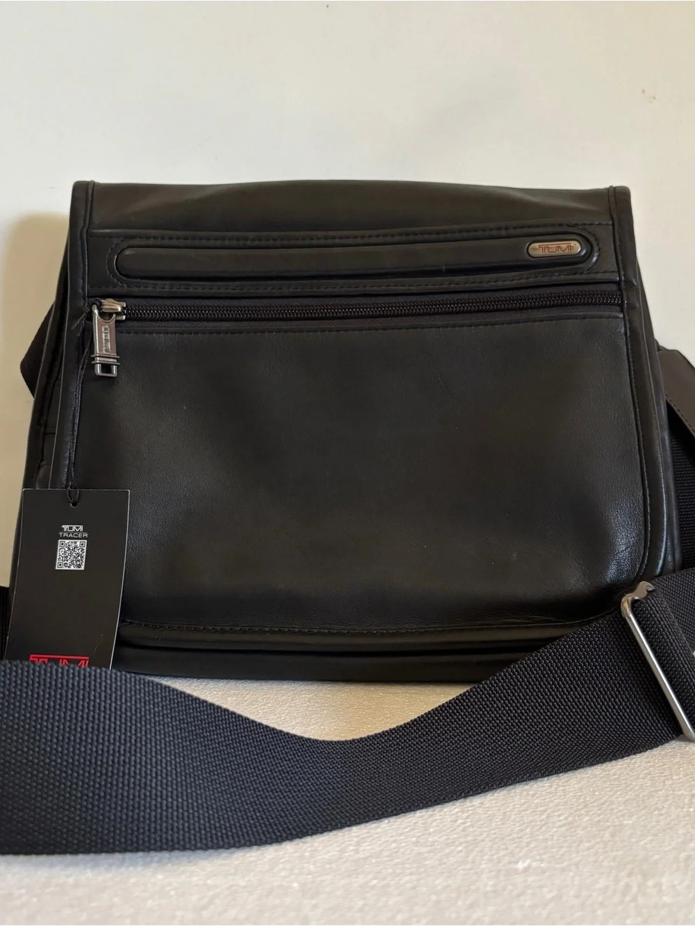 TUMI Alpha Small Black Flap Crossbody Leather  Bag 092105D4 11